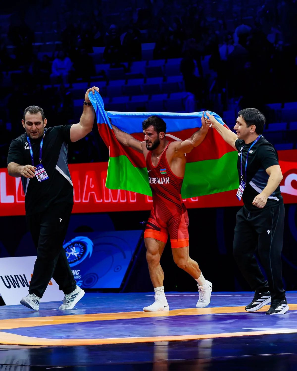 Yunan-Roma güləşçisi Sənan Süleymanov dünya çempionu olub