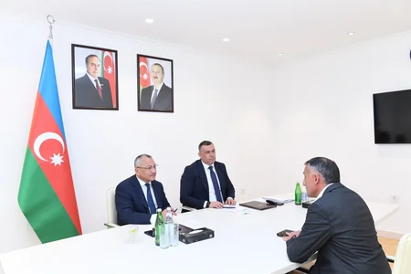 Rövşən Rzayev vətəndaş qəbulu keçirib