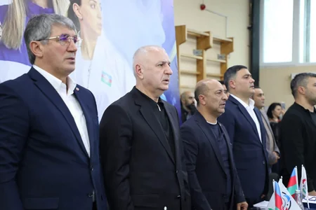 Bakıda 200-dən çox qadın karateçinin iştirakı ilə seminar keçirilib