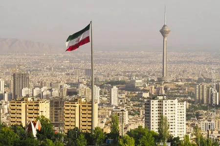 Tehran rejimi təmsilçisinin kütlüyü – öz gözündə görmədiyi tir