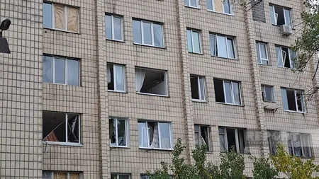 При ракетных ударах по Киеву погибли три человека, ранены 20