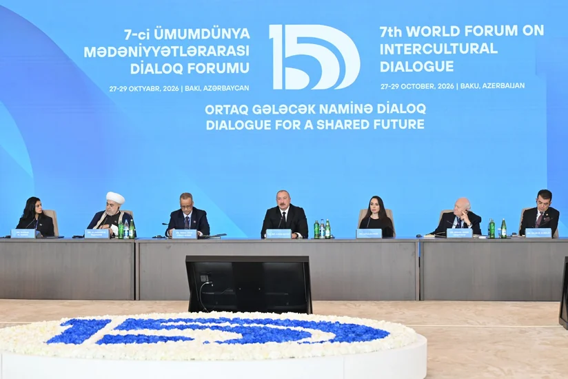İlham Əliyev: Vətən müharibəsində bütün etnik qrup və dinlərin nümayəndələri bir dəmir yumruq kimi vuruşdu