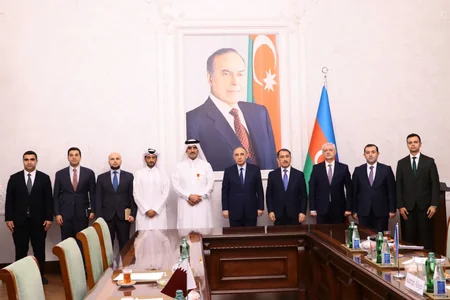 Kamran Əliyev Qətərin İnzibati Nəzarət və Şəffaflıq Orqanının rəhbəri ilə görüşüb