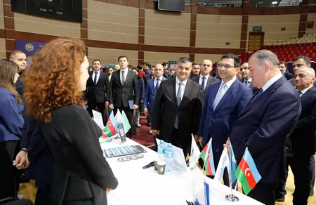 Bakıda əmək yarımarkası keçirilib, 1000-dən çox vakansiya təqdim olunub