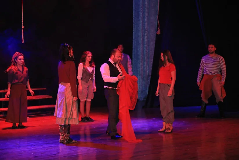 İblis tamaşası beynəlxalq festivalda mükafata layiq görülüb