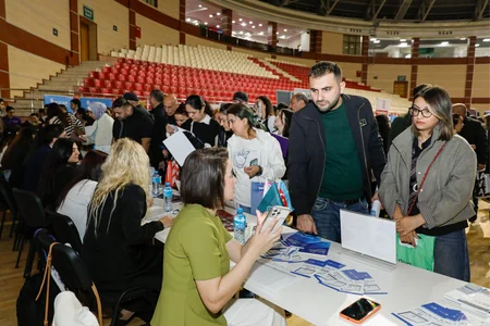 Bakıda əmək yarımarkası keçirilib, 1000-dən çox vakansiya təqdim olunub
