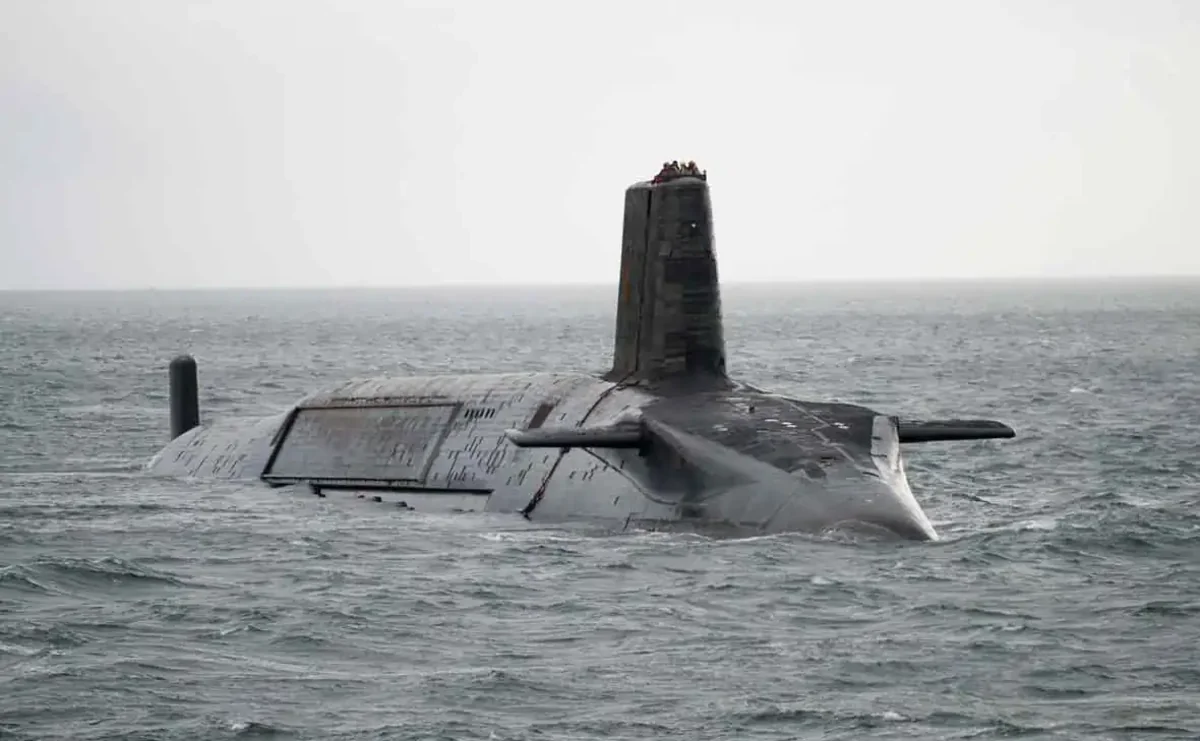 Times: Три британских атомных подлодки Vanguard вышли в море