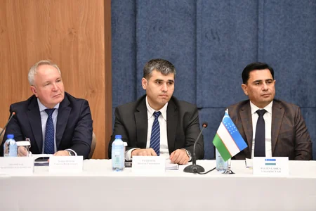 Xankəndidə rəqəmsal texnologiyaların rəqabət mühitinə təsiri müzakirə edilib
