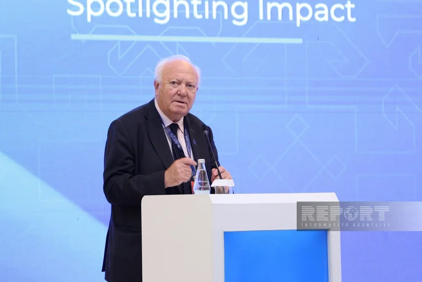 Moratinos: Gənclər müharibələri dayandırmağa və sülhün simvoluna çevrilməyə qadirdir