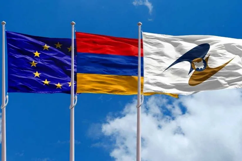 Paşinyanın iki stul siyasətinin acı sonu: Avropa qapıları açmır, Moskvanın səbri tükənir