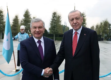 Ərdoğan Mirziyoyevlə görüşdə TDT-nin güclənəcəyini bildirib