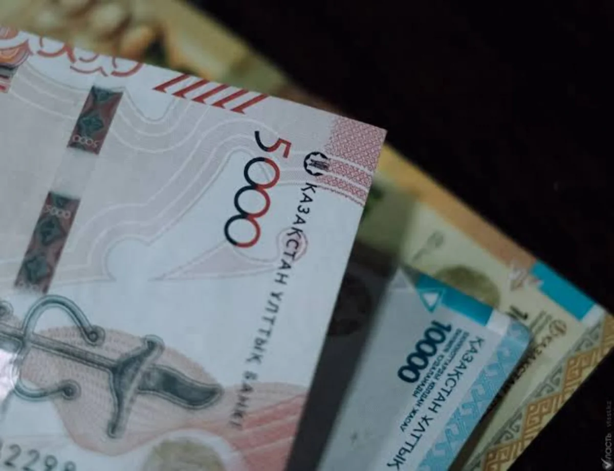 В Казахстане за месяц разработают налог для богатых