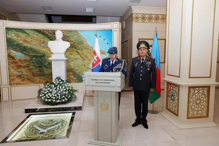 Azərbaycan və Slovakiya arasında hərbi sahədə əlaqələrin genişləndirilməsi müzakirə edilib