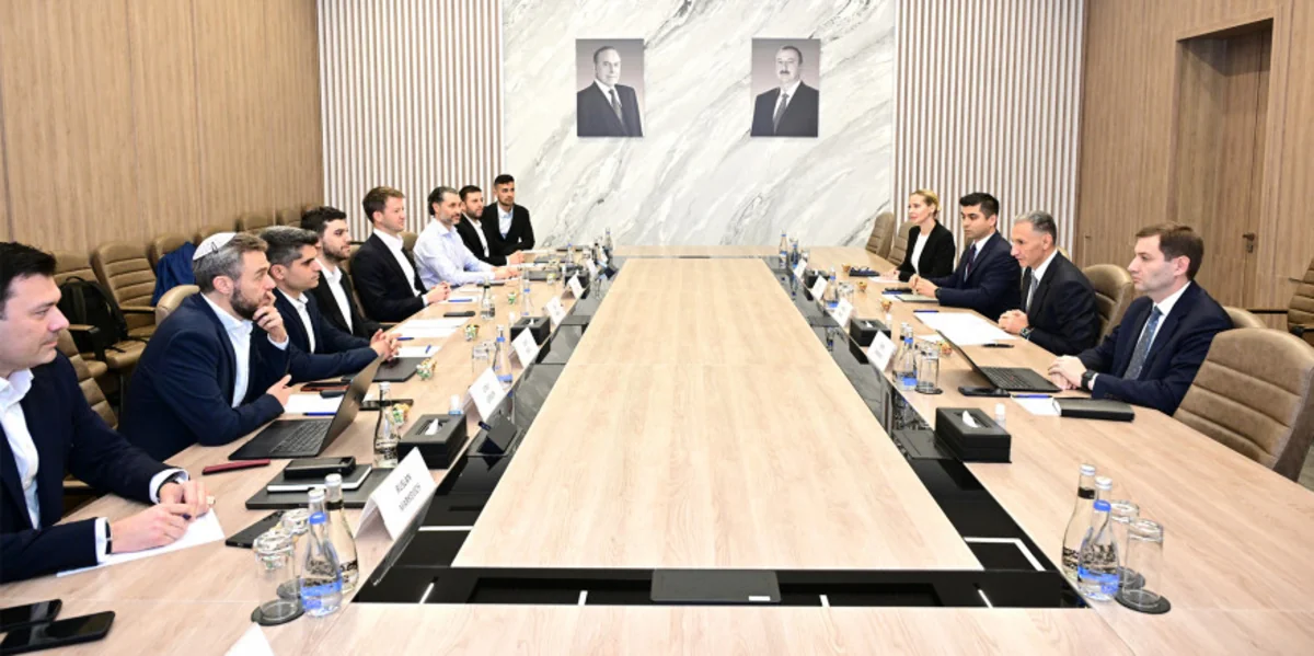 RİNN Niderland şirkəti ilə süni intellekt sahəsində sənəd imzalayıb