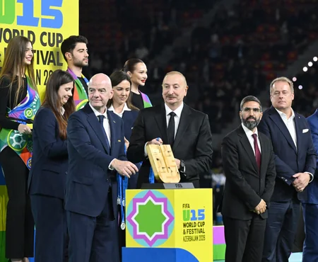 President Ilham Aliyev watches FIFA U-15 World Cup and Festival final, attends award ceremony