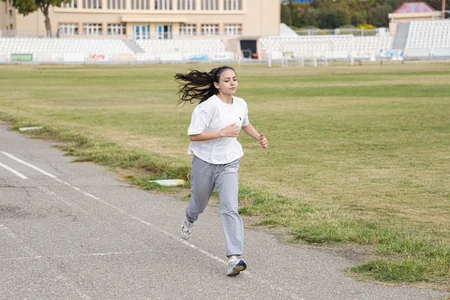 Naxçıvanda məktəblilər arasında atletika üzrə muxtar respublika birinciliyi keçirilib