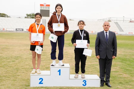 Naxçıvanda məktəblilər arasında atletika üzrə muxtar respublika birinciliyi keçirilib