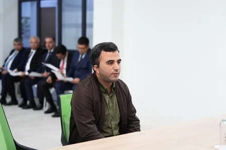 Anar Əliyev Şuşada sakinləri qəbul edib