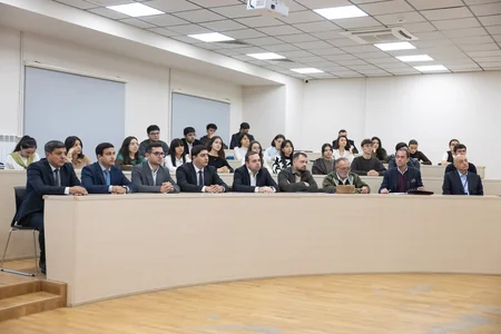 Qarabağ Universitetində mədəniyyətlərarası dialoq mövzusunda müzakirə keçirilib