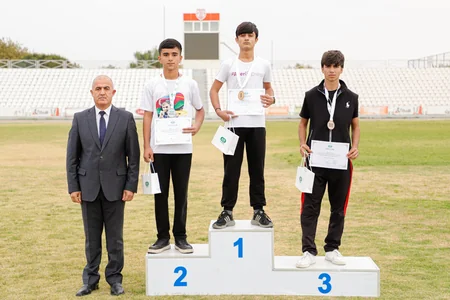 Naxçıvanda məktəblilər arasında atletika üzrə muxtar respublika birinciliyi keçirilib