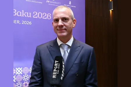 Florian Zenqstşmid: Bakı Asiya turistləri üçün Qafqaz və Mərkəzi Asiyaya səyahətin başlanğıcı ola bilər - Müsahibə