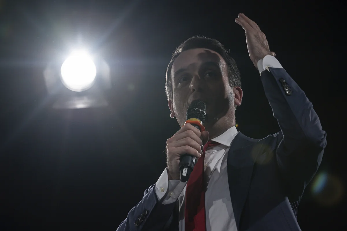 Party leader: Macron wants war, he must be stopped