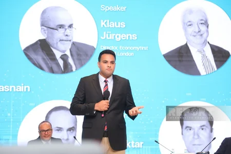 Şuşa Qlobal Media Forumunda ikinci sessiya başlayıb