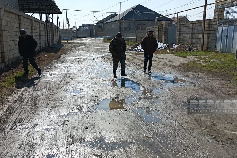 Жители Хачмаза жалуются на аварийное состояние дорог, ИВ сообщили о планах по ремонту