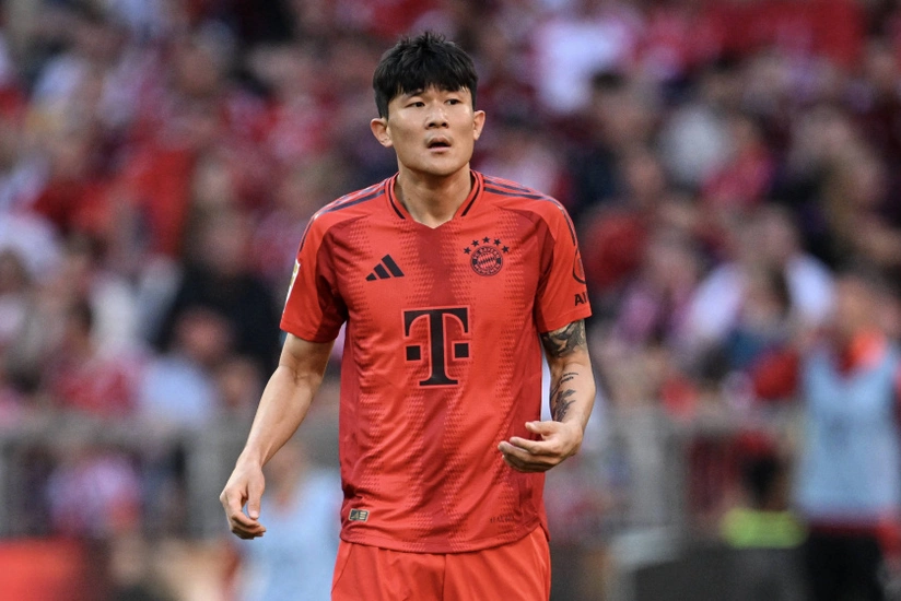 Bavariyanın müdafiəçisi rekordu təkrarlayıb