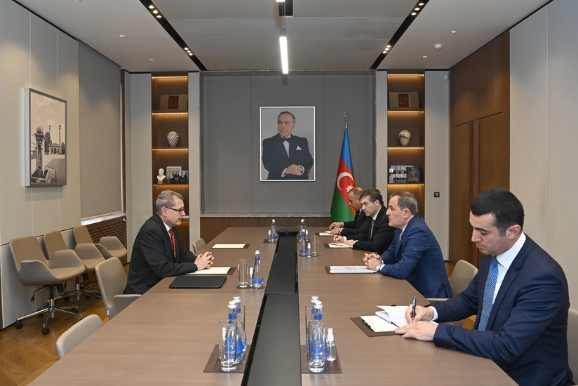 Azerbaijan's foreign minister meets with incoming Austrian ambassador