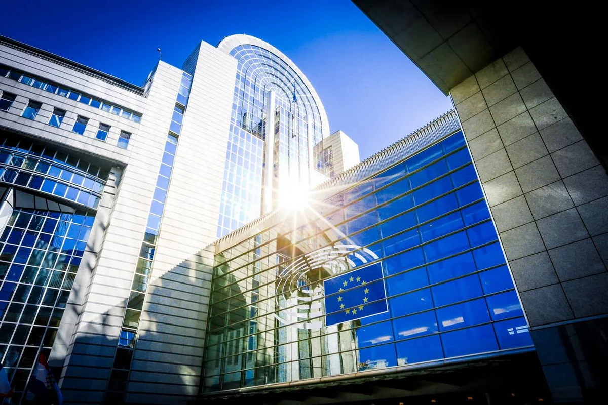 Европарламент поддержал создание трибунала, чтобы судить РФ за военные преступления