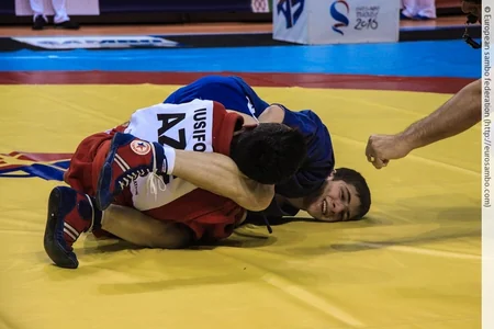 Azərbaycan samboçuları Avropa çempionatında 8 medal qazanıb