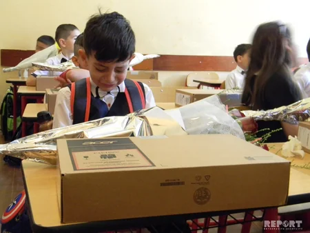 Tbilisidəki Azərbaycandilli məktəbdə yeni dərs ili başlayıb