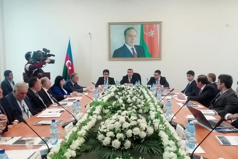 Bakıda İstehlakçı-sahibkar münasibətləri: qarşılıqlı hüquq və vəzifələr” mövzusunda dəyirmi masa keçirilib