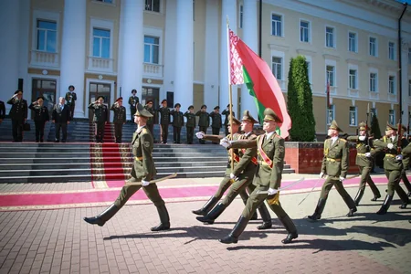 Azərbaycan Silahlı Qüvvələrinin Baş Qərargah rəisi belaruslu həmkarı ilə görüşüb