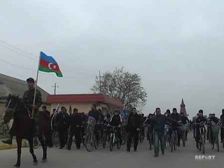 ​Bayraq günü münasibətilə Hacıqabulda veloyürüş keçirilib - FOTO