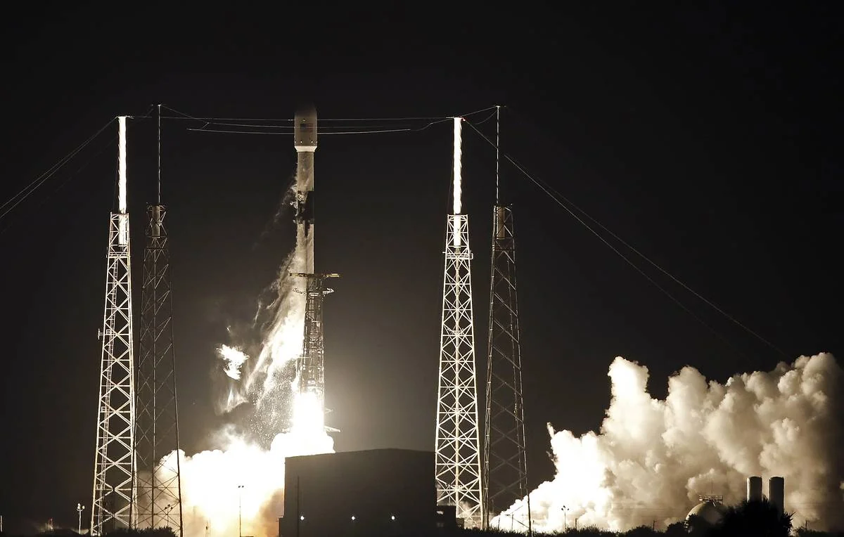 SpaceX осуществила в США запуск ракеты со спутниками для сети Starlink