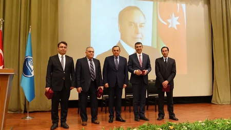 ​Türkiyədə Heydər Əliyevin anadan olmasının 92-ci ildönümü münasibətilə silsilə tədbirlər keçirilib