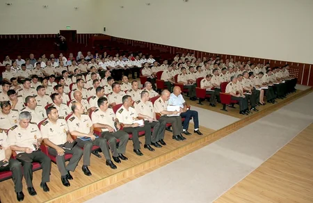 Azərbaycan Ordusunun kadr işləri üzrə heyətinin toplanışı keçirilib