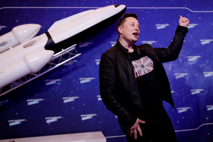 Elon Musk may become trillionaire with SpaceX