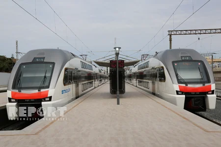 Tarif Şurasının qərarına qədər Bakı-Sumqayıt-Bakı qatarları pulsuz hərəkət edəcək - FOTO
