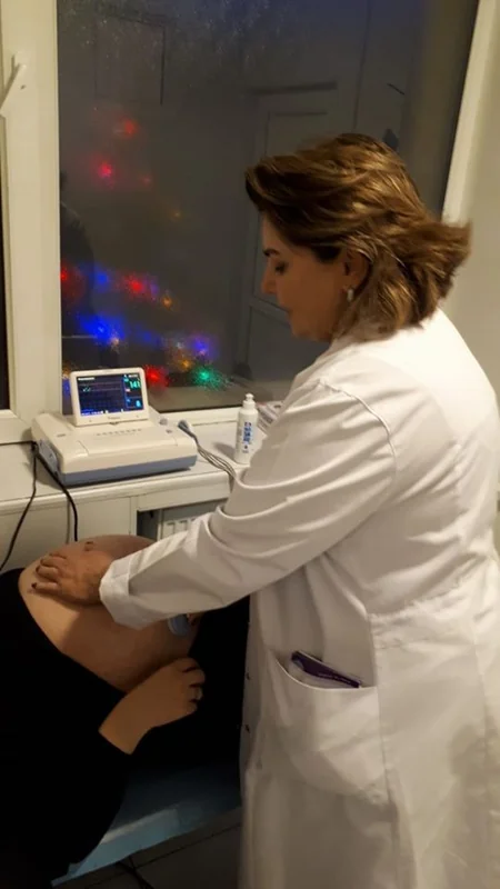 Azərbaycanda daha bir həkim koronavirusdan ölüb 