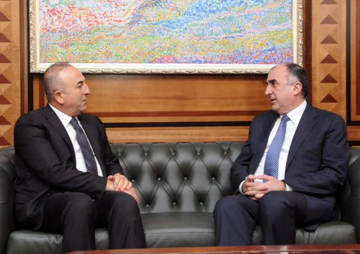 Elmar Məmmədyarovla Mövlud Çavuşoğlu arasında telofon danışığı olub