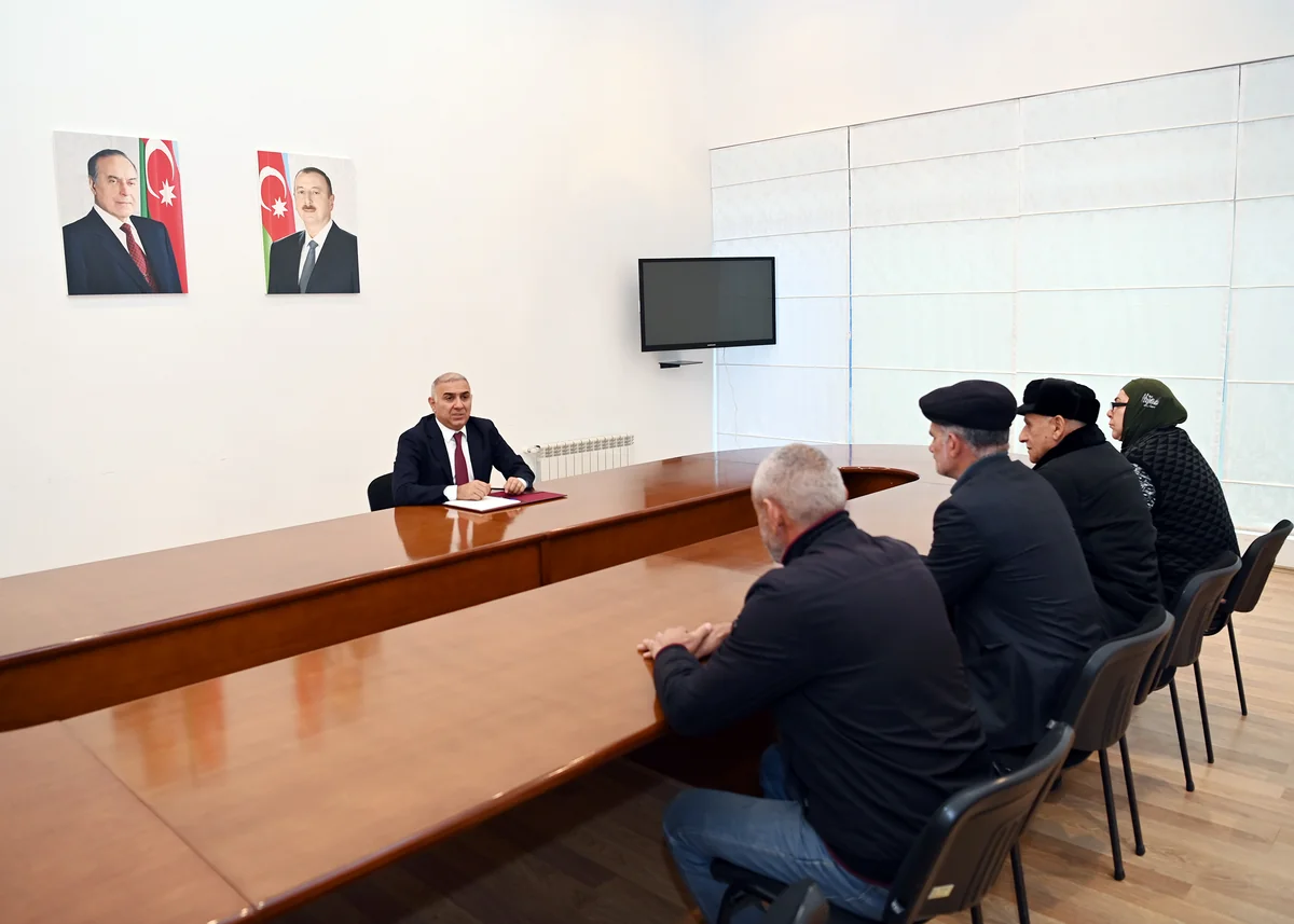Vüqar Əhmədov Şabranda vətəndaşları qəbul edib