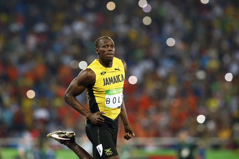 Usain Bolt wins third consecutive Olympic gold in 100-meter dash
