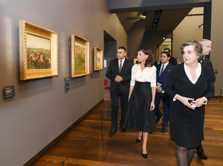 Mehriban Əliyeva Fransanın Orsey muzeyini ziyarət edib