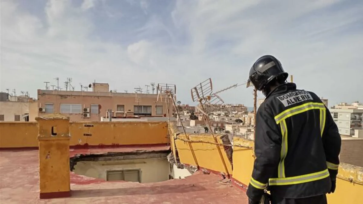 Five-story building collapses due to storm in Spain