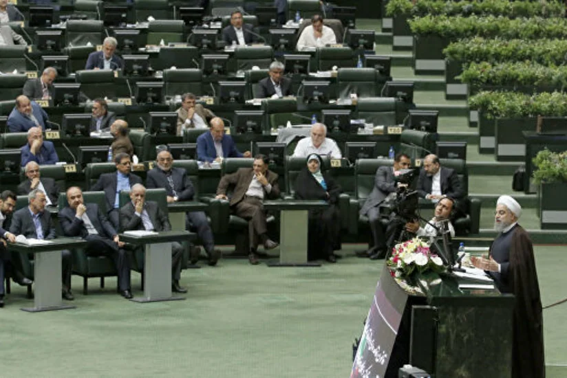 Парламент Ирана приостановил работу из-за коронавируса