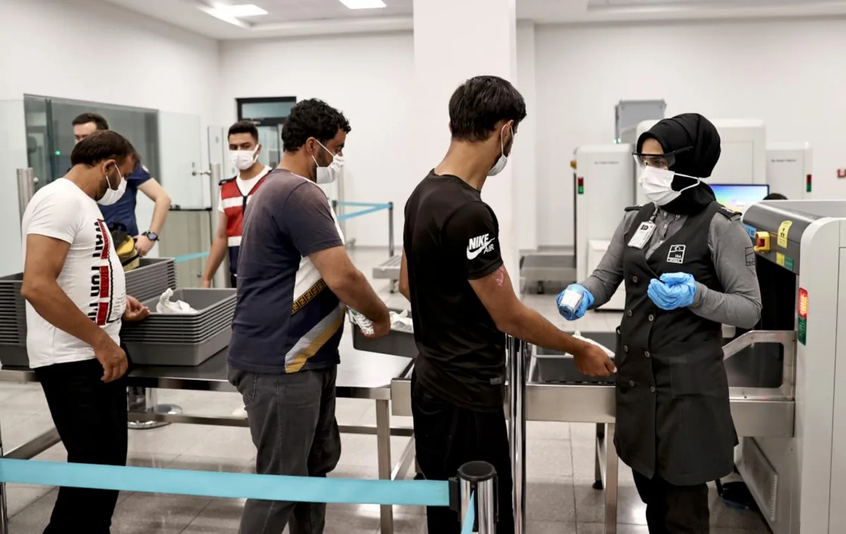 Türkiyədən 37 min qanunsuz miqrant deportasiya edilib