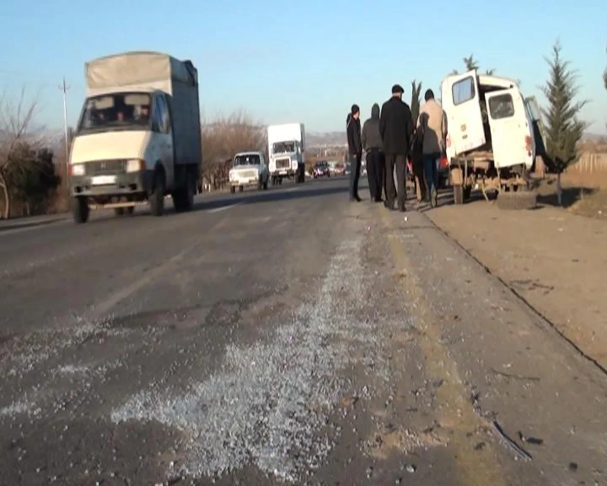 Bakı-Qazax avtomagistralında zəncirvari yol qəzası baş verib